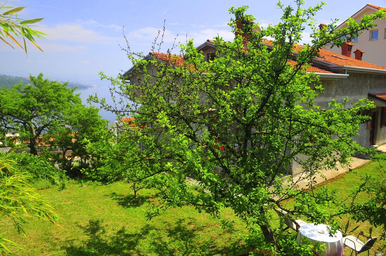 Guesthouse Bellavista 오파티아 외부 사진